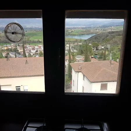 Love Is In The Air * Narni